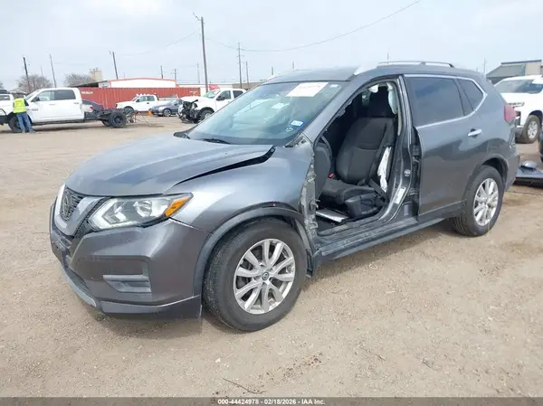 5N1AT2MT5KC798052 2019 NISSAN ROGUE - Image 2