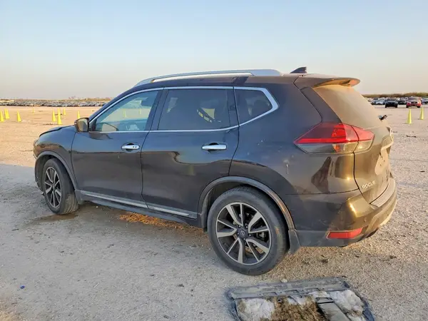 5N1AT2MT5KC806165 2019 NISSAN ROGUE - Image 2