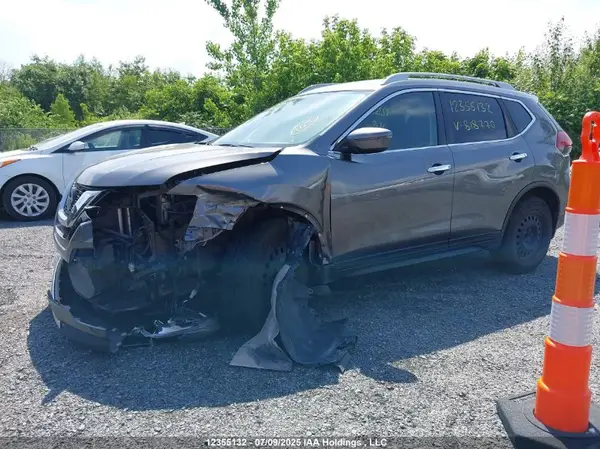 5N1AT2MT5KC818770 2019 NISSAN ROGUE - Image 2