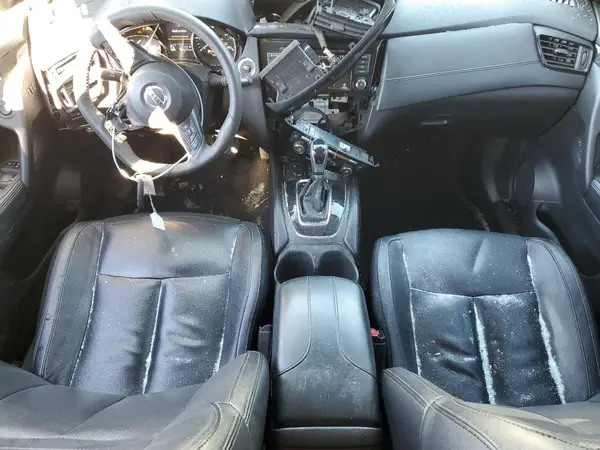 5N1AT2MT5KC825413 2019 NISSAN ROGUE - Image 8