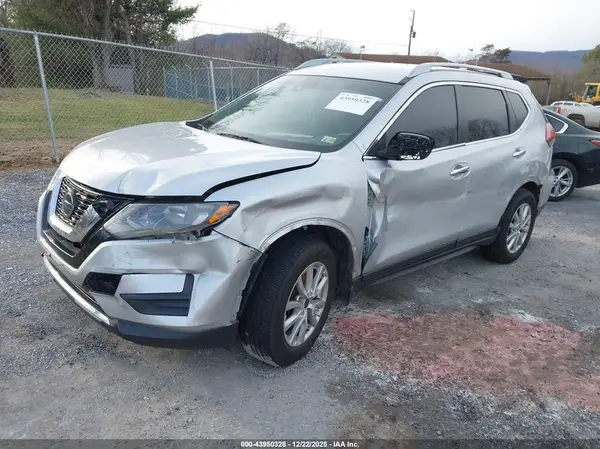 5N1AT2MT5KC825959 2019 NISSAN ROGUE - Image 2