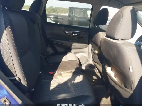5N1AT2MT5KC828487 2019 NISSAN ROGUE - Image 8