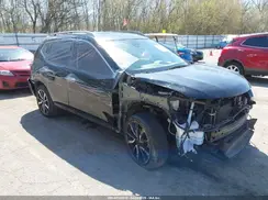 5N1AT2MT5KC832099 2019 NISSAN ROGUE