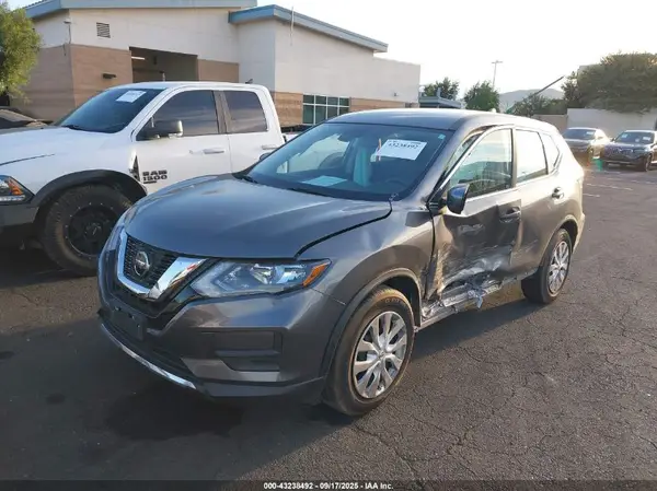 5N1AT2MT5KC839103 2019 NISSAN ROGUE - Image 2