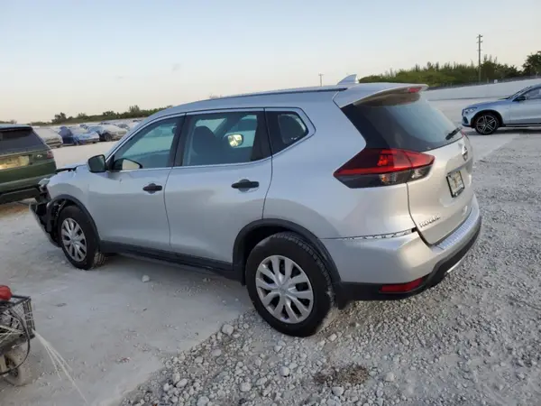 5N1AT2MT5LC753808 2020 NISSAN ROGUE - Image 2