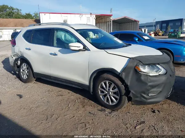 5N1AT2MT5LC796724 2020 NISSAN ROGUE - Image 1