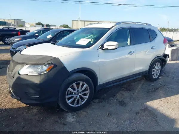 5N1AT2MT5LC796724 2020 NISSAN ROGUE - Image 2