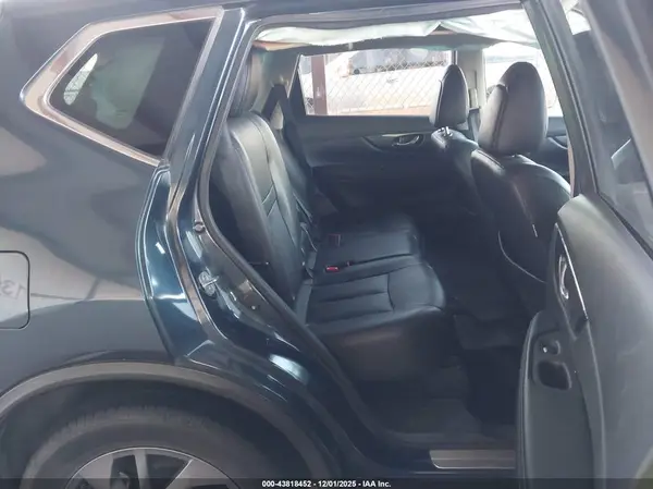 5N1AT2MT6GC745805 2016 NISSAN ROGUE - Image 8