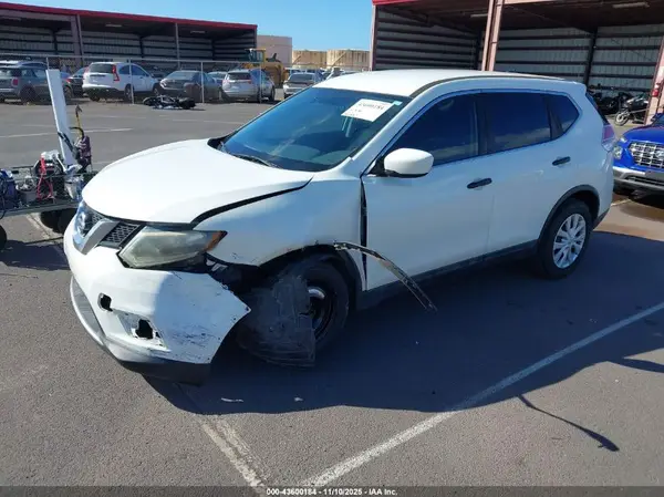 5N1AT2MT6GC817389 2016 NISSAN ROGUE - Image 2