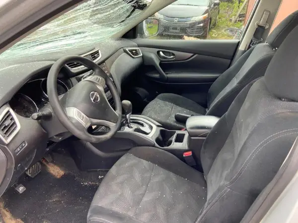 5N1AT2MT6GC840574 2016 NISSAN ROGUE - Image 8