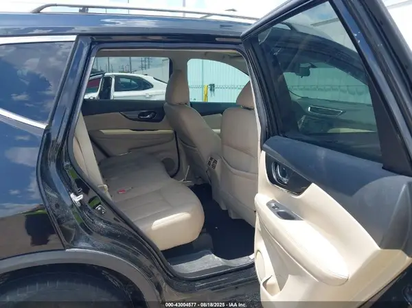 5N1AT2MT6GC875941 2016 NISSAN ROGUE - Image 8