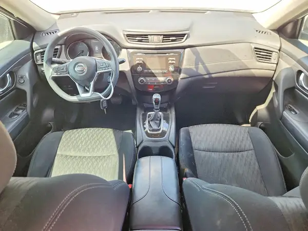5N1AT2MT6HC730416 2017 NISSAN ROGUE - Image 8