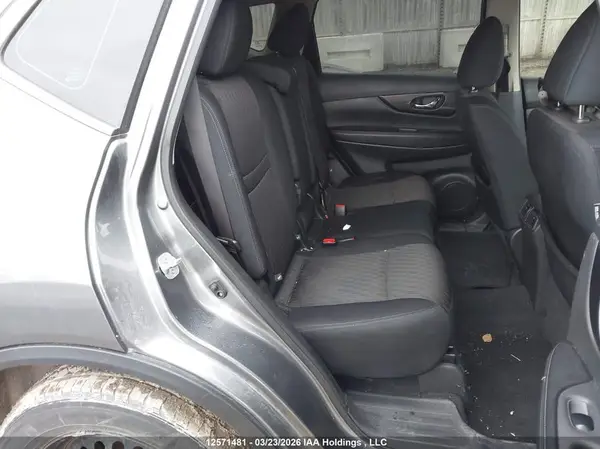 5N1AT2MT6HC740606 2017 NISSAN ROGUE - Image 8