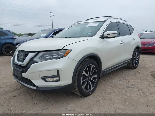 5N1AT2MT6HC747913 2017 NISSAN ROGUE - Image 2