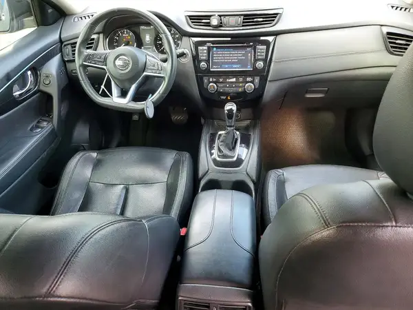 5N1AT2MT6HC752710 2017 NISSAN ROGUE - Image 8