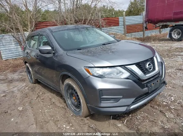 5N1AT2MT6HC767837 2017 NISSAN ROGUE - Image 1
