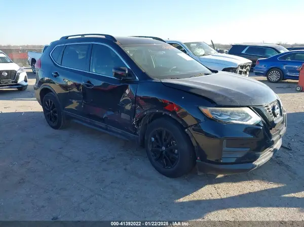 5N1AT2MT6HC769314 2017 NISSAN ROGUE - Image 1