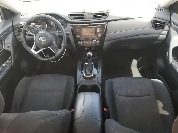 5N1AT2MT6HC775730 2017 NISSAN ROGUE - Image 8