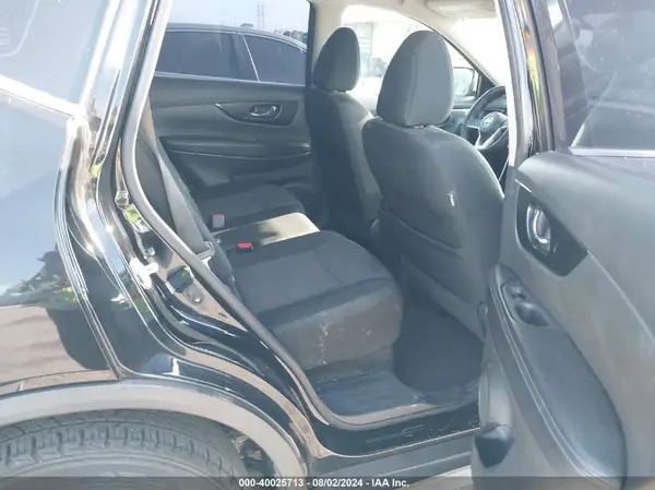 5N1AT2MT6HC776747 2017 NISSAN ROGUE - Image 8