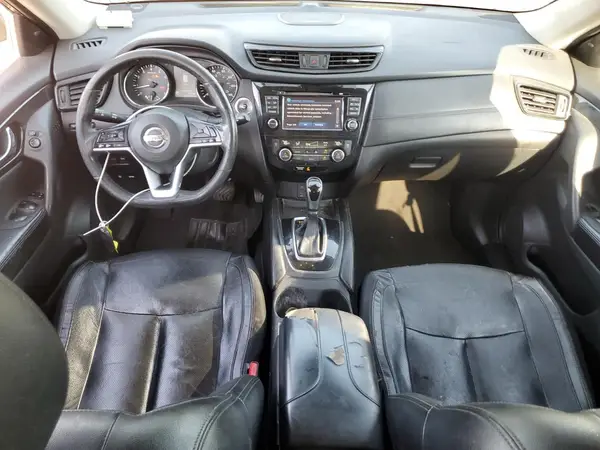 5N1AT2MT6HC780233 2017 NISSAN ROGUE - Image 8