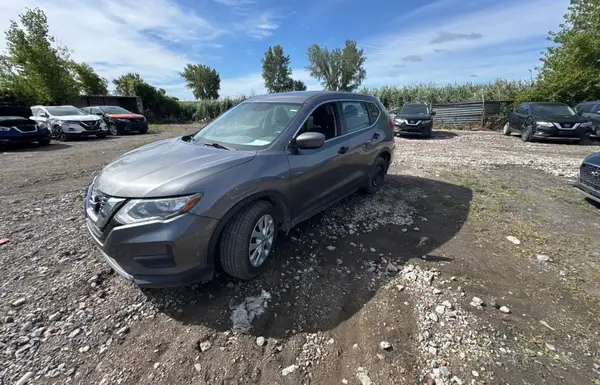 5N1AT2MT6HC795847 2017 NISSAN ROGUE - Image 2