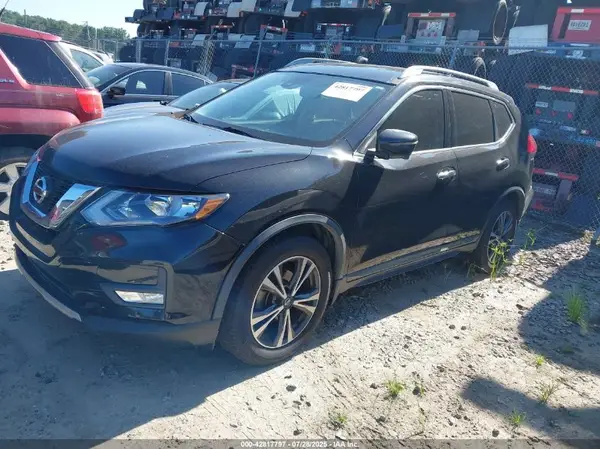 5N1AT2MT6HC816549 2017 NISSAN ROGUE - Image 2