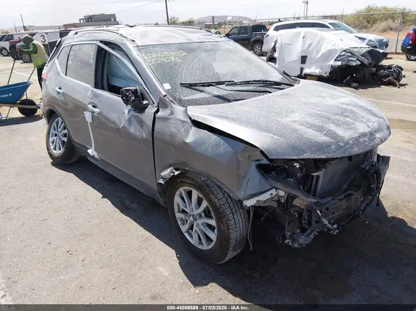5N1AT2MT6HC817314 2017 NISSAN ROGUE - Image 1