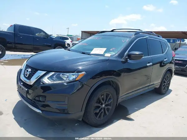 5N1AT2MT6HC822741 2017 NISSAN ROGUE - Image 2