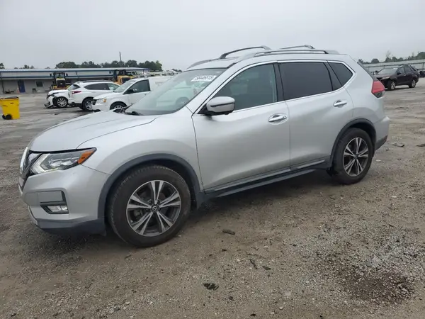 5N1AT2MT6HC825364 2017 NISSAN ROGUE - Image 1