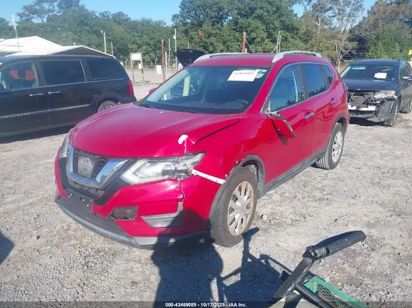 5N1AT2MT6HC837109 2017 NISSAN ROGUE - Image 2