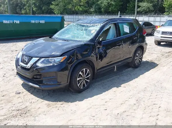 5N1AT2MT6HC839815 2017 NISSAN ROGUE - Image 2