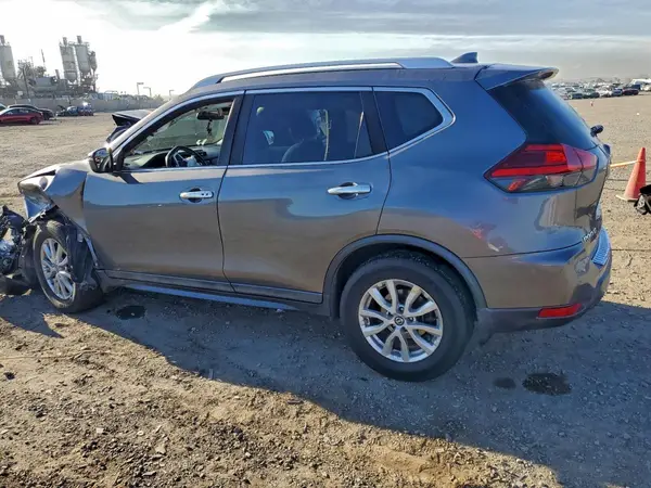 5N1AT2MT6HC841273 2017 NISSAN ROGUE - Image 2
