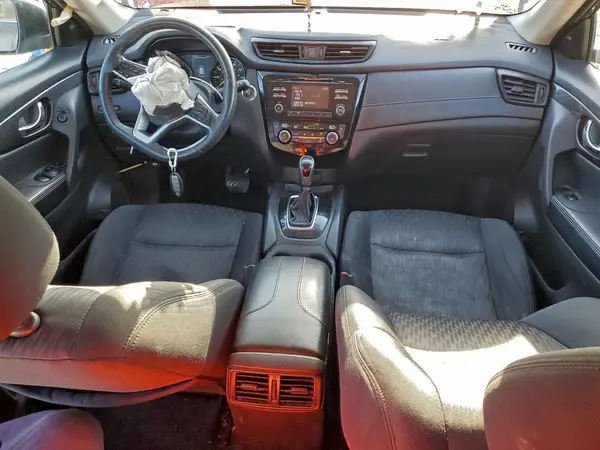 5N1AT2MT6HC841273 2017 NISSAN ROGUE - Image 8