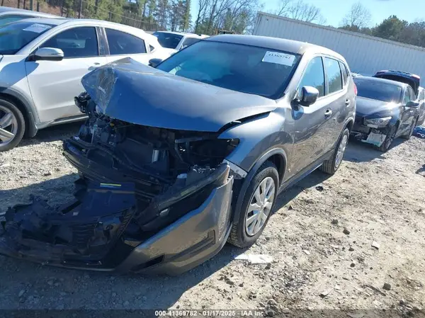 5N1AT2MT6HC846361 2017 NISSAN ROGUE - Image 2