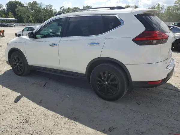 5N1AT2MT6HC847901 2017 NISSAN ROGUE - Image 2