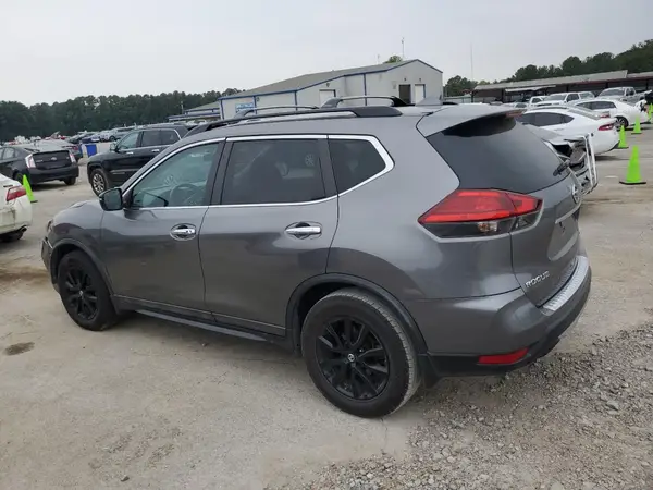 5N1AT2MT6HC848613 2017 NISSAN ROGUE - Image 2