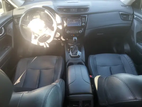 5N1AT2MT6HC862723 2017 NISSAN ROGUE - Image 8