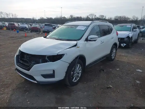 5N1AT2MT6HC866397 2017 NISSAN ROGUE - Image 2