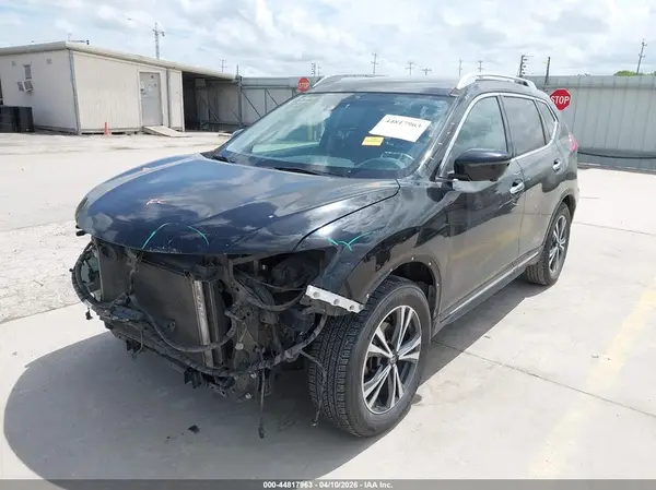 5N1AT2MT6HC871048 2017 NISSAN ROGUE - Image 2