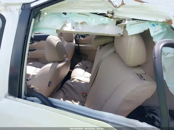 5N1AT2MT6HC884785 2017 NISSAN ROGUE - Image 8