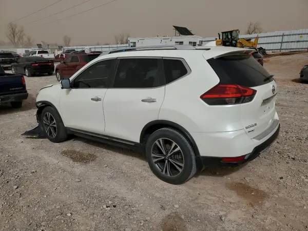 5N1AT2MT6HC885046 2017 NISSAN ROGUE - Image 2
