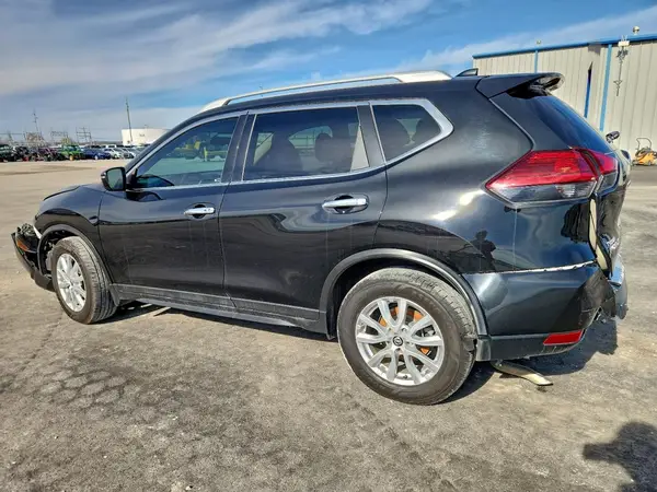 5N1AT2MT6HC888948 2017 NISSAN ROGUE - Image 2