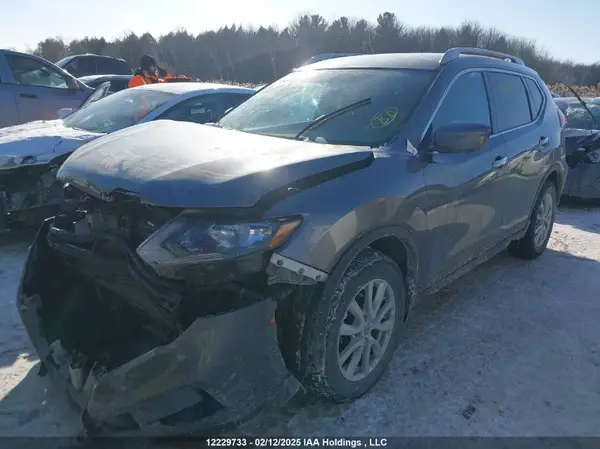 5N1AT2MT6HC889954 2017 NISSAN ROGUE - Image 2