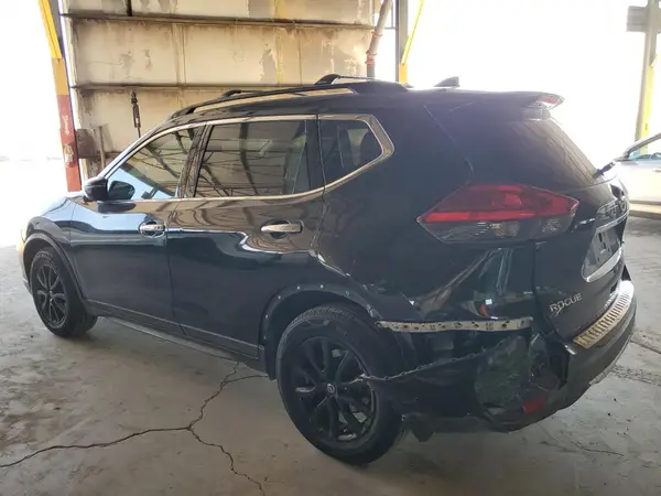 5N1AT2MT6HC894426 2017 NISSAN ROGUE - Image 2