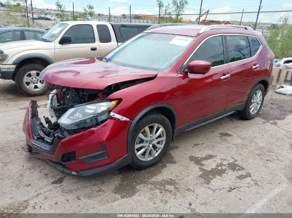 5N1AT2MT6JC701326 2018 NISSAN ROGUE - Image 2