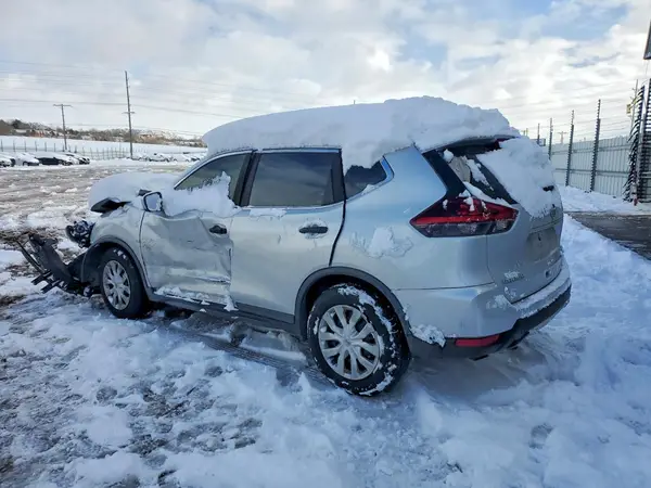 5N1AT2MT6JC709734 2018 NISSAN ROGUE - Image 2