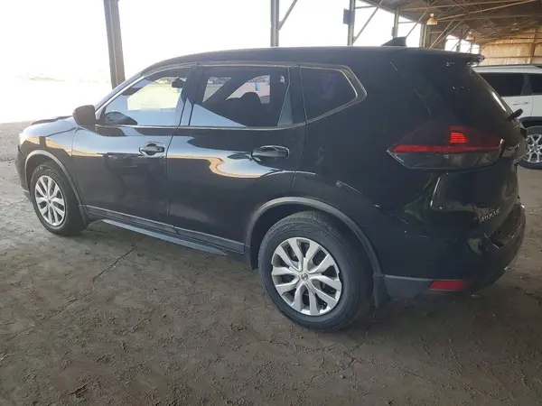 5N1AT2MT6JC709748 2018 NISSAN ROGUE - Image 2