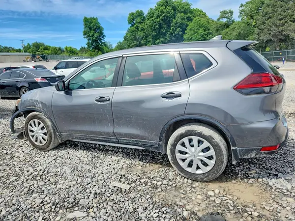 5N1AT2MT6JC711693 2018 NISSAN ROGUE - Image 2