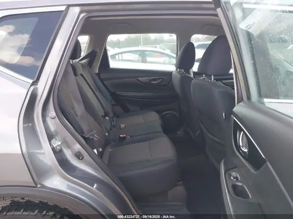 5N1AT2MT6JC713234 2018 NISSAN ROGUE - Image 8