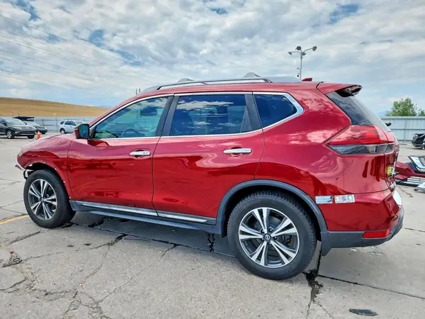 5N1AT2MT6JC717204 2018 NISSAN ROGUE - Image 2